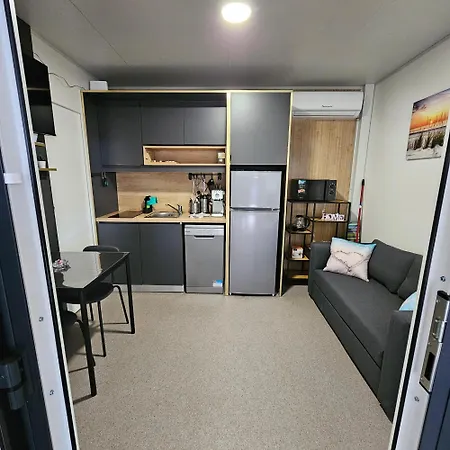 Innova Travelvir - Mobhome Dijana Campingplatz Pakoštane