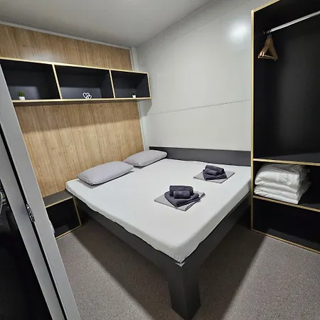 Innova Travelvir - Mobhome Dijana Pakoštane